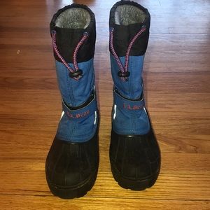 L.L.bean little boys boots sz 13